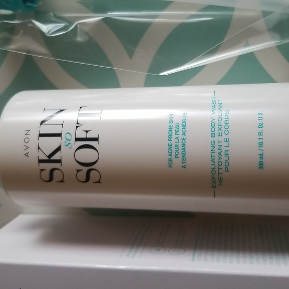 Avon Skin So Soft for Acne Prone Skin Exfoliating Body Wash - Picture 3 of 7
